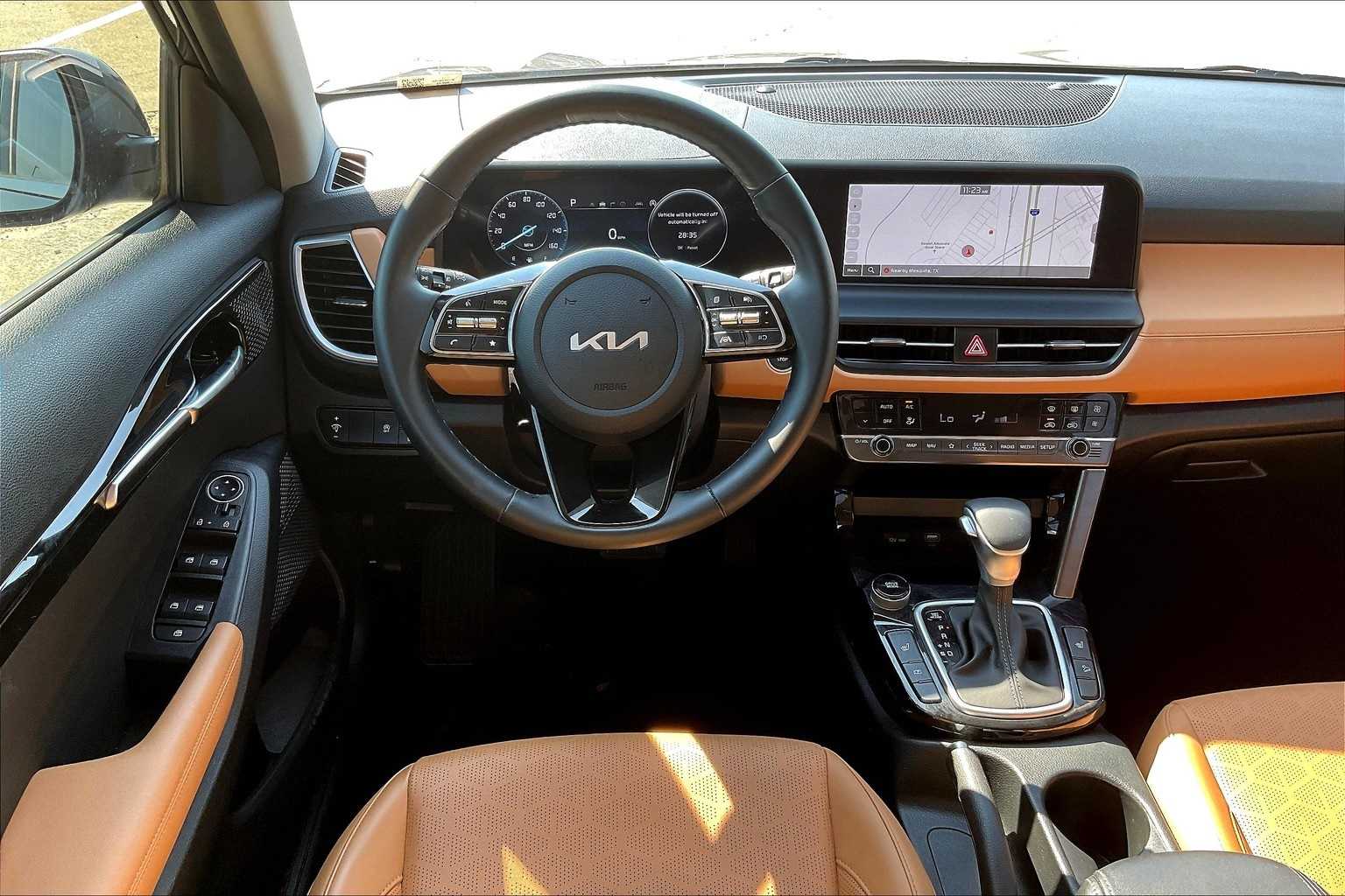 Thumbnail: 2024 Kia Seltos - 14