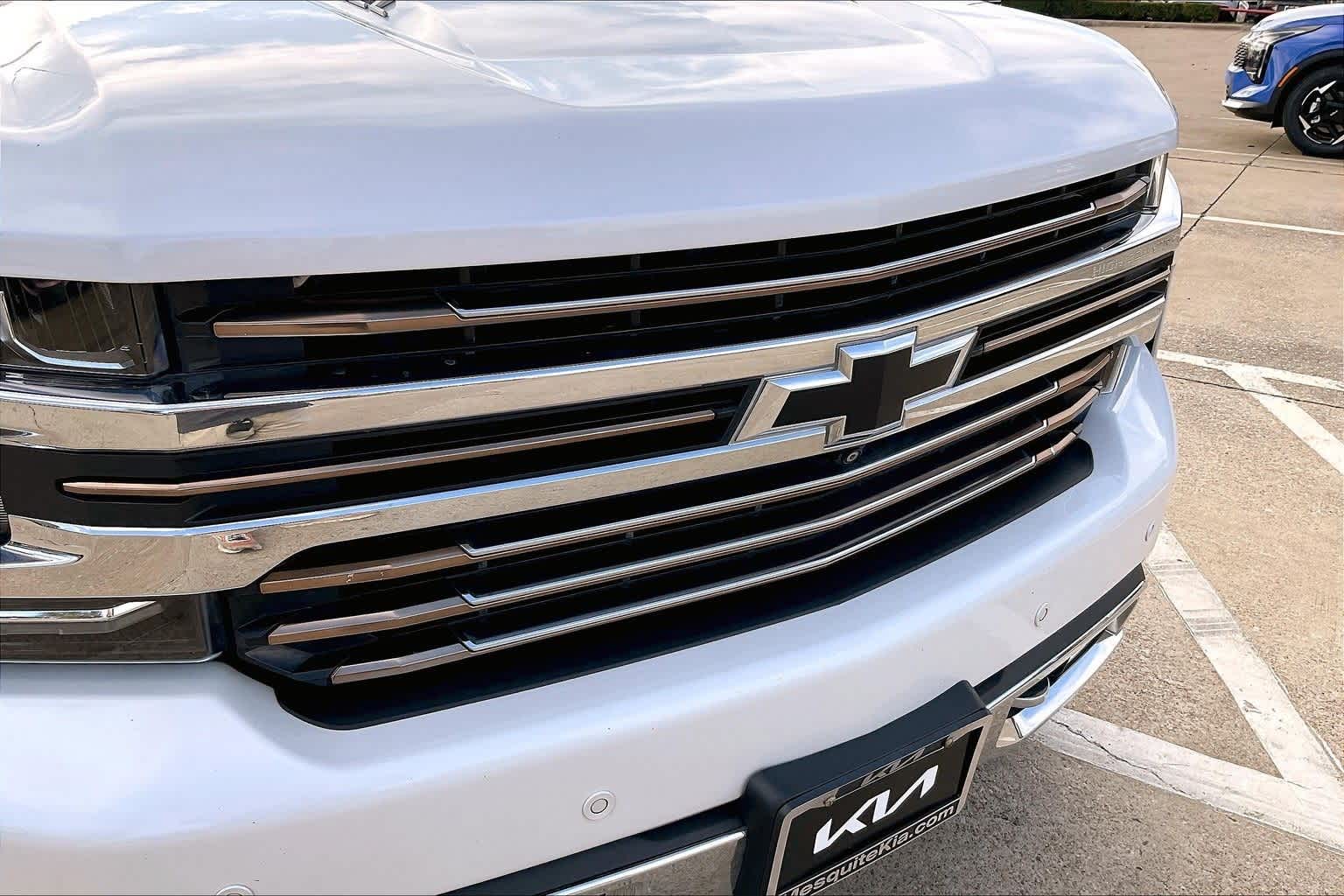 Thumbnail: 2019 Chevrolet Silverado 1500 - 33