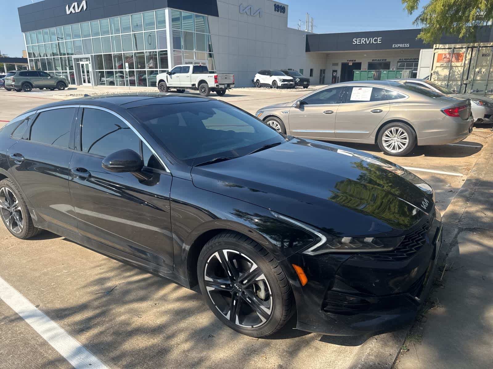 Thumbnail: 2024 Kia K5 - 2