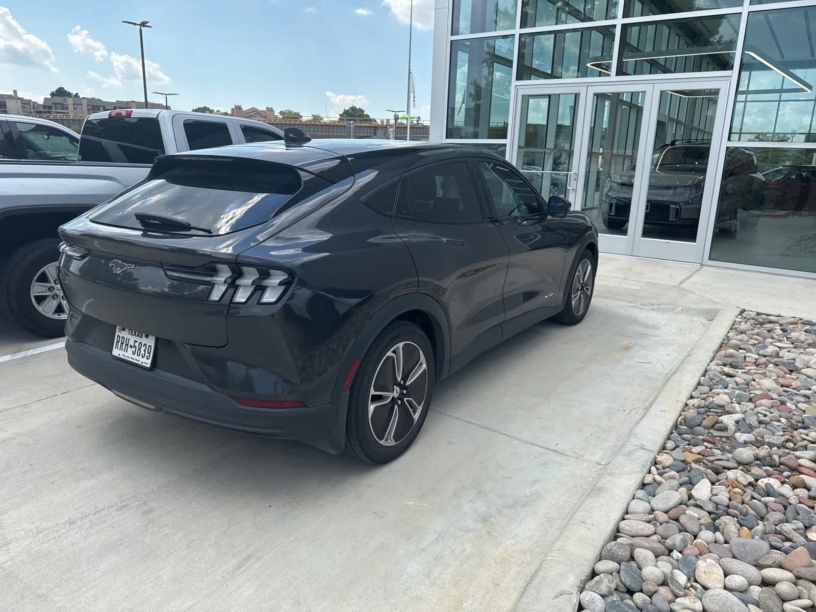 Thumbnail: 2022 Ford Mustang Mach-E - 5