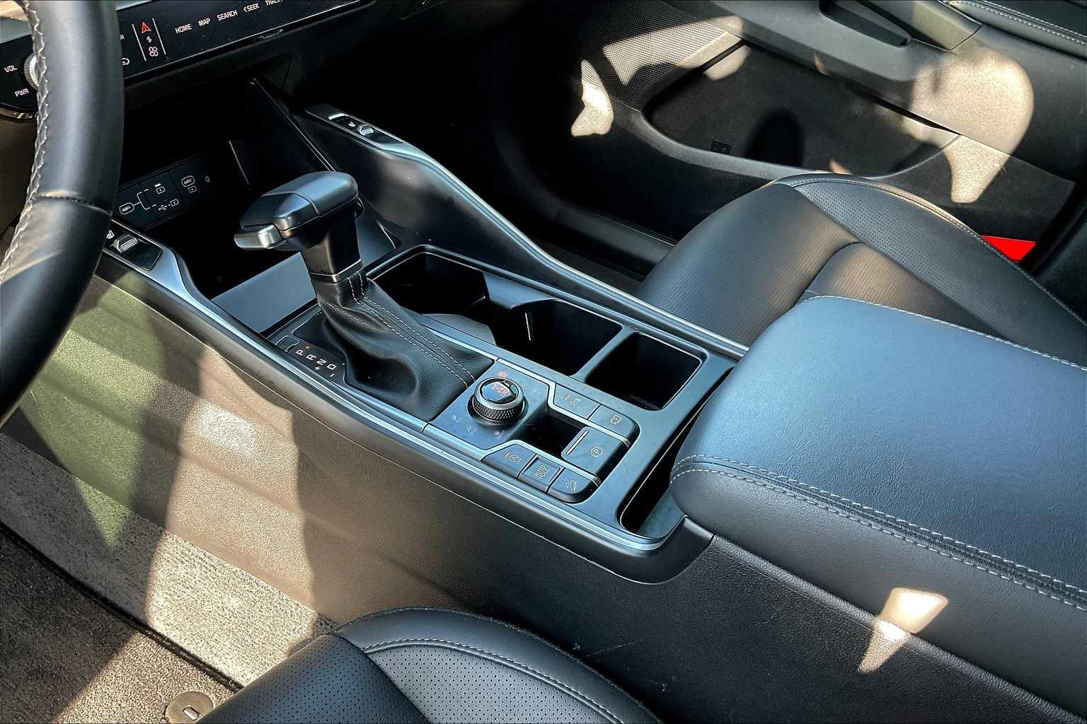 Thumbnail: 2024 Kia Sorento - 16