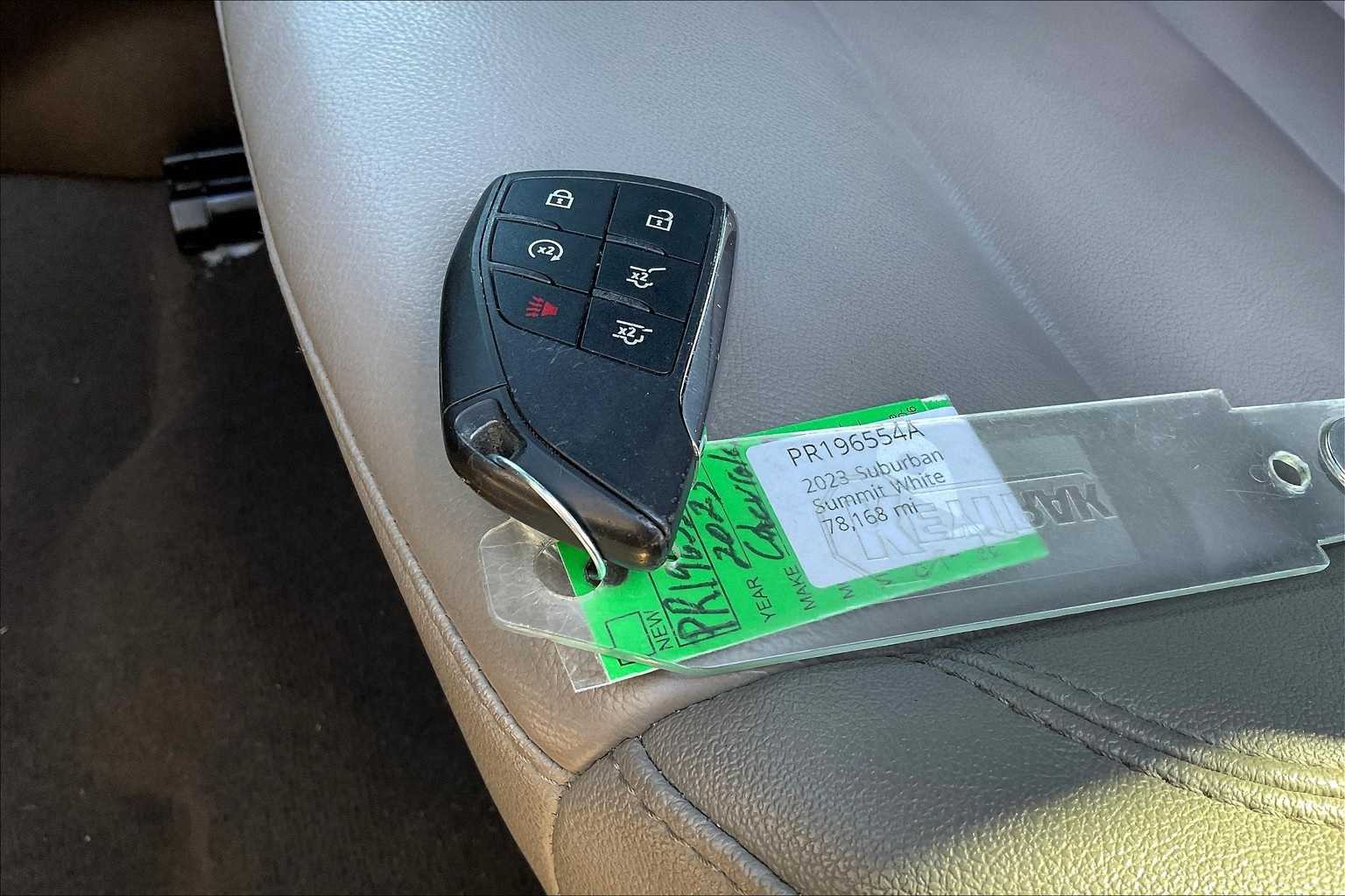 Thumbnail: 2023 Chevrolet Suburban - 19