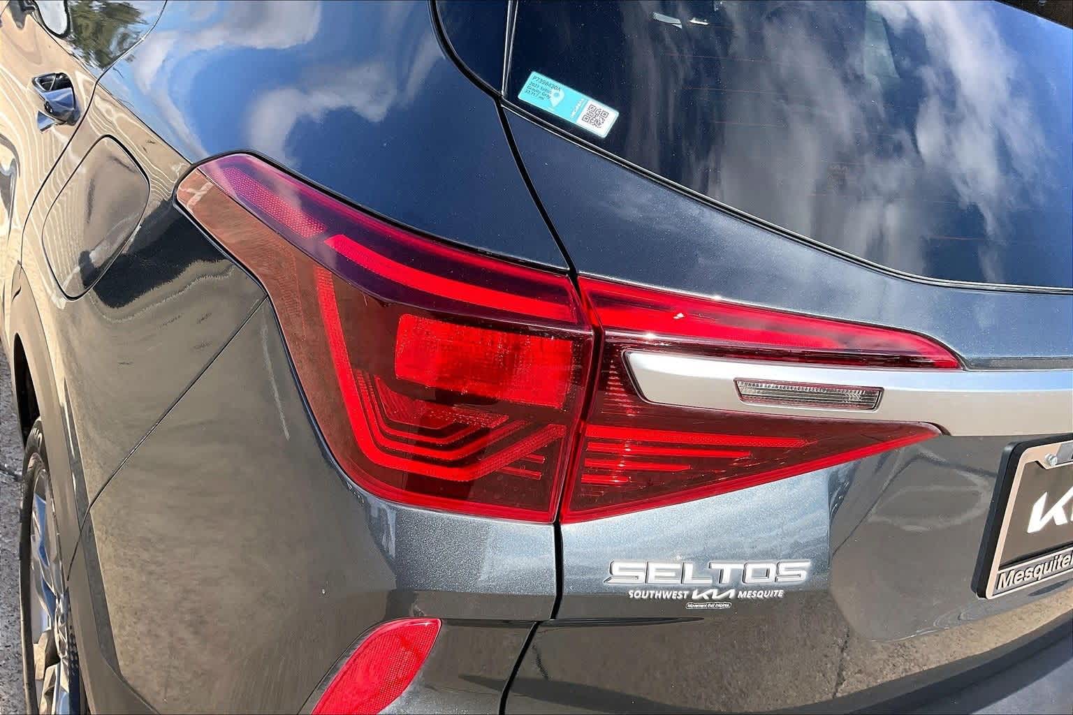 Thumbnail: 2023 Kia Seltos - 31