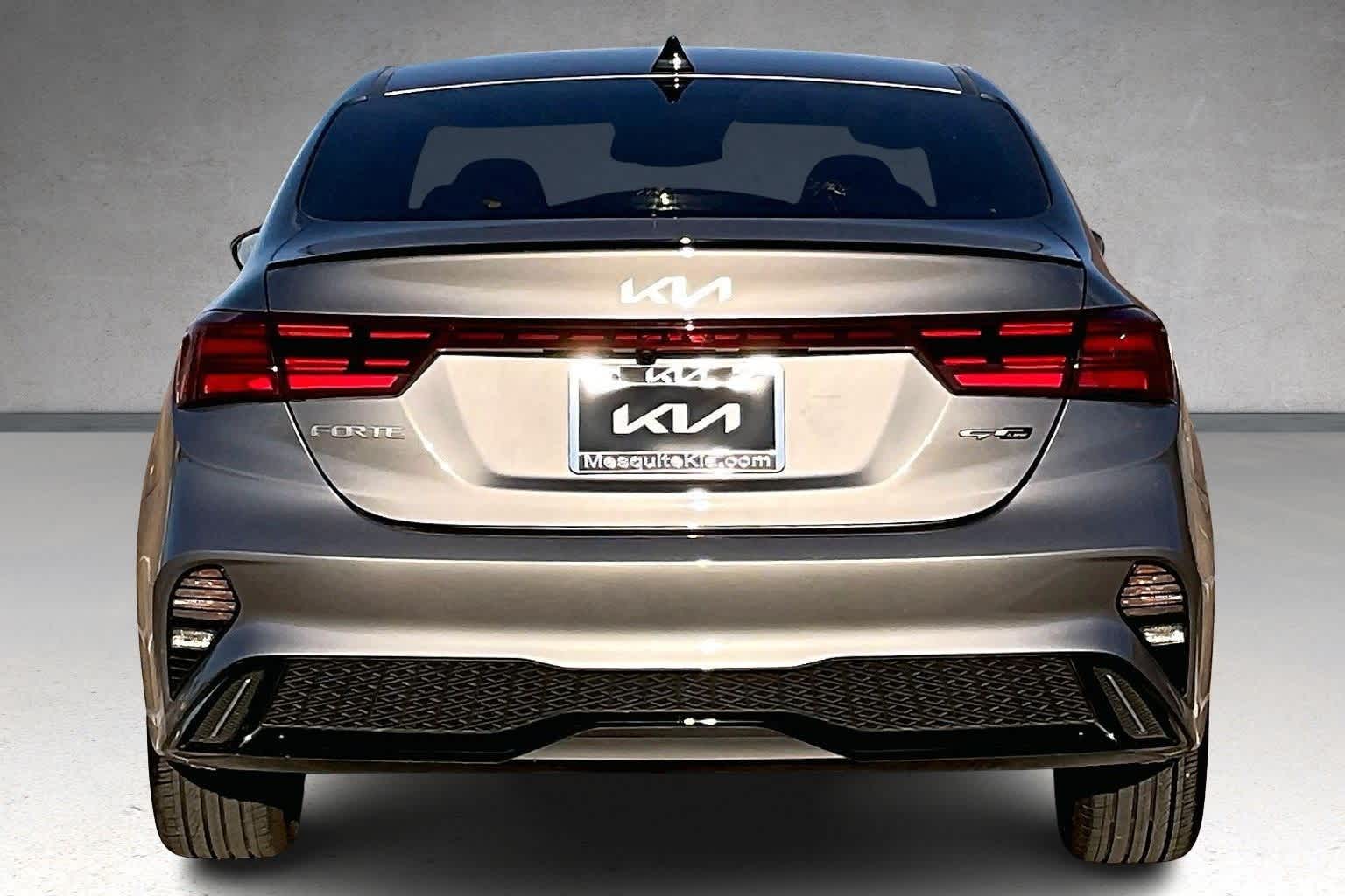 Thumbnail: 2024 Kia Forte - 5