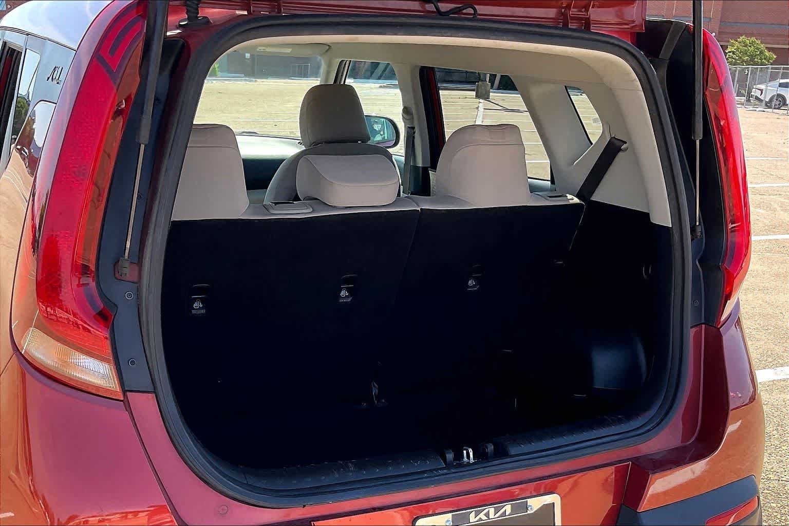 Thumbnail: 2020 Kia Soul - 17