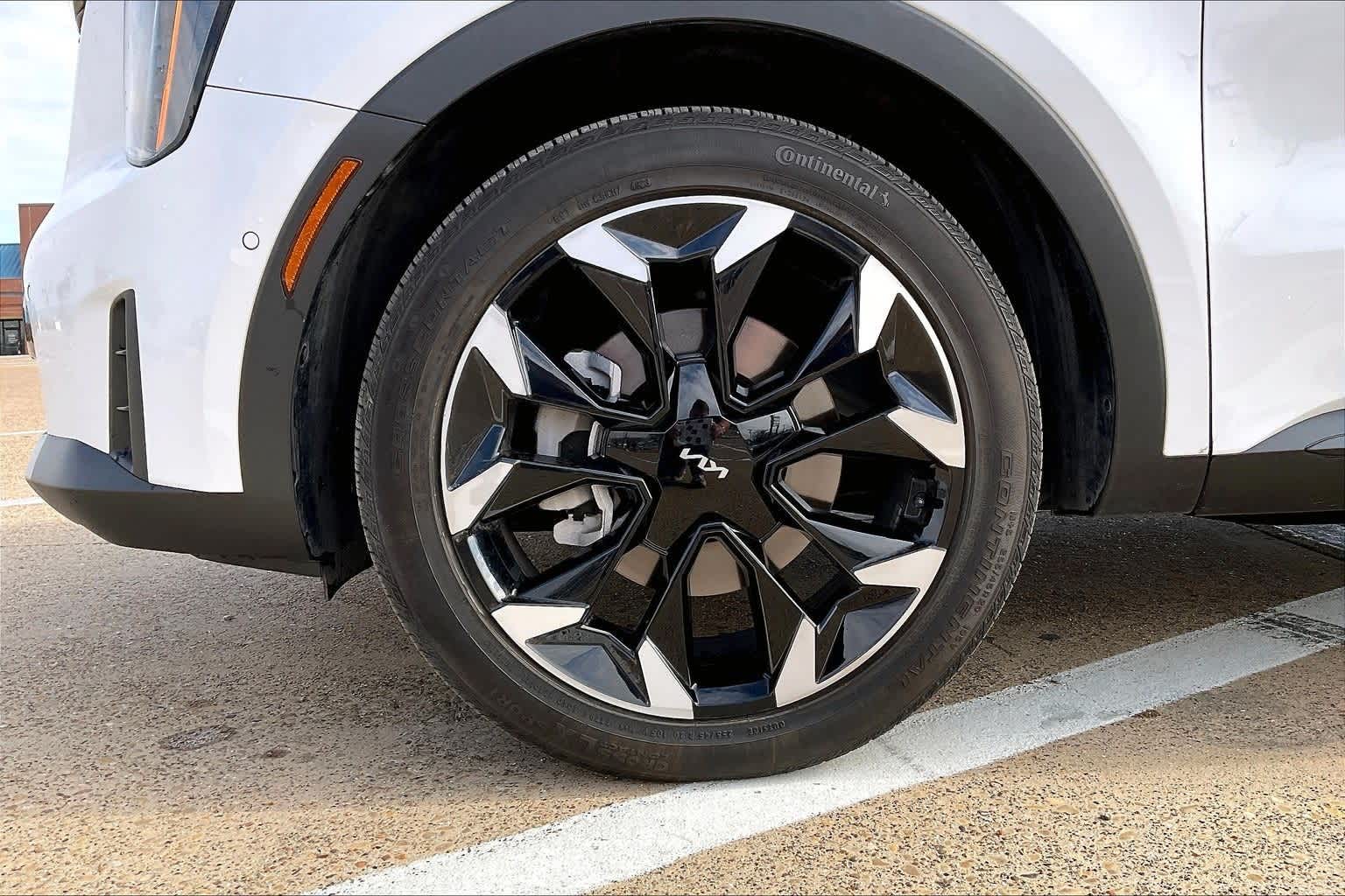 Thumbnail: 2024 Kia Sorento - 7