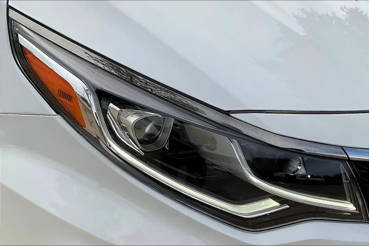 Thumbnail: 2020 Kia Optima - 31