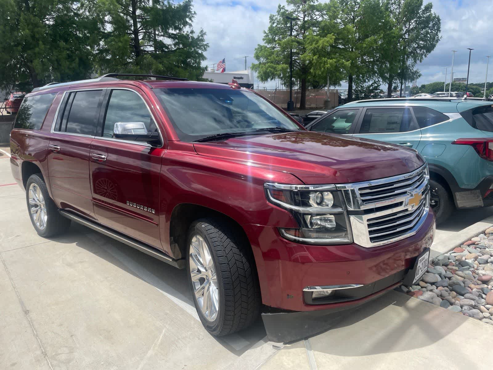 Thumbnail: 2019 Chevrolet Suburban - 2
