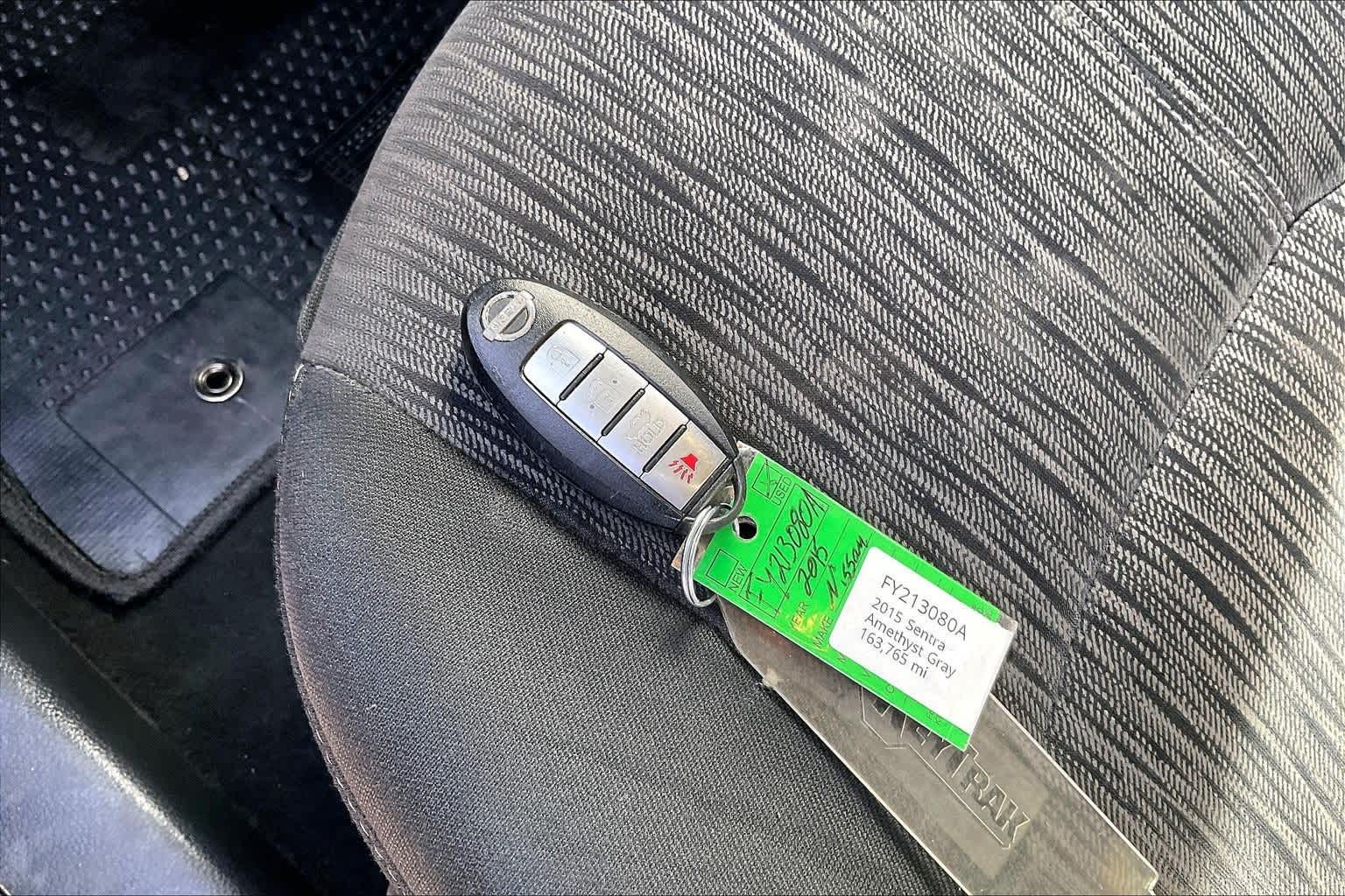 Thumbnail: 2015 Nissan Sentra - 19