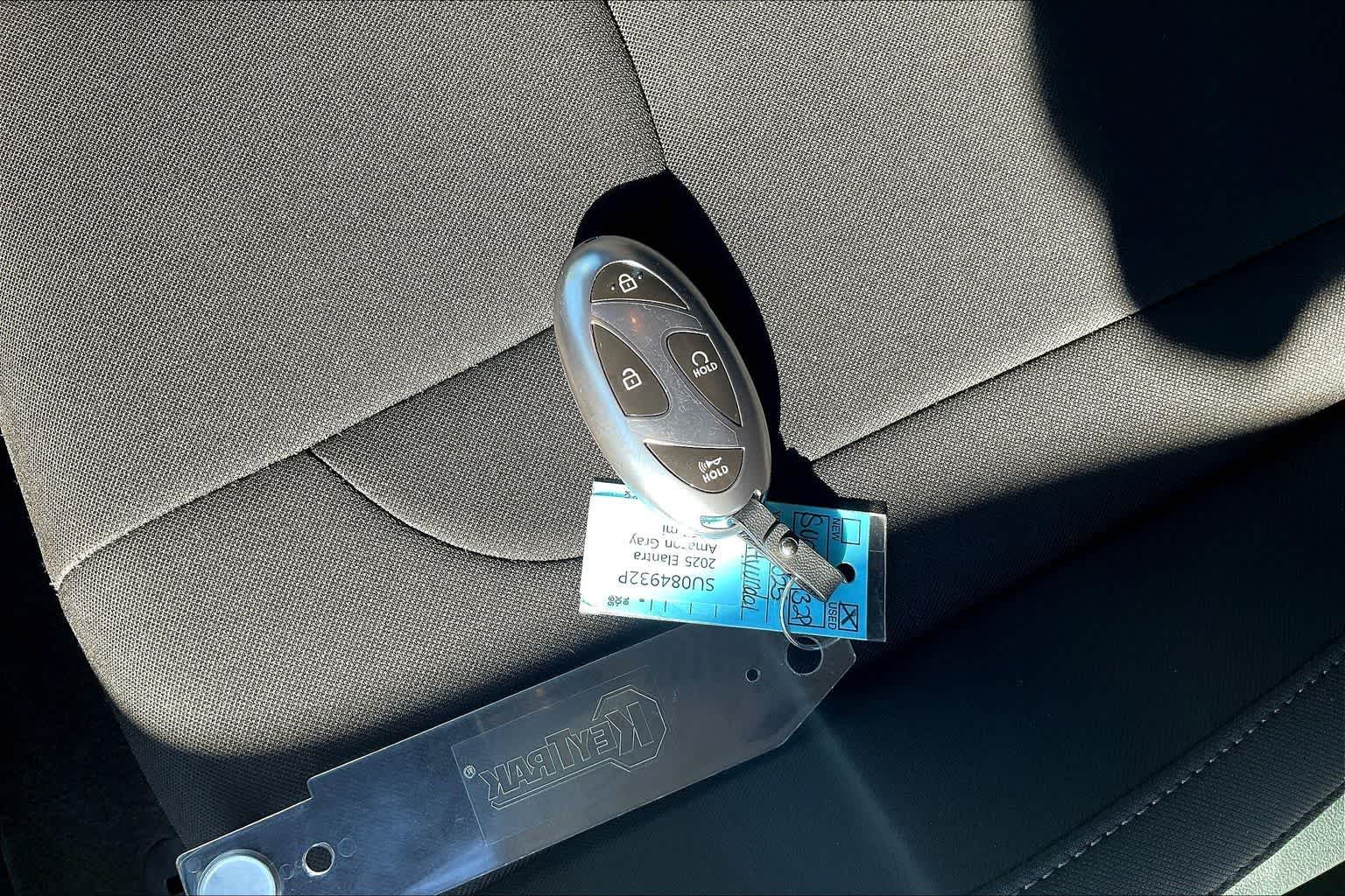 Thumbnail: 2025 Hyundai Elantra - 19