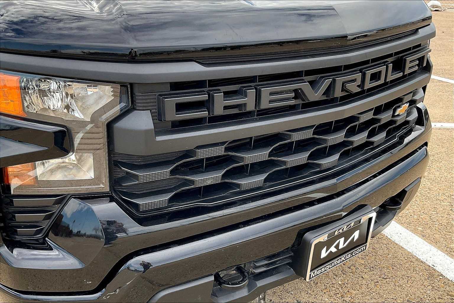 Thumbnail: 2024 Chevrolet Silverado 1500 - 32