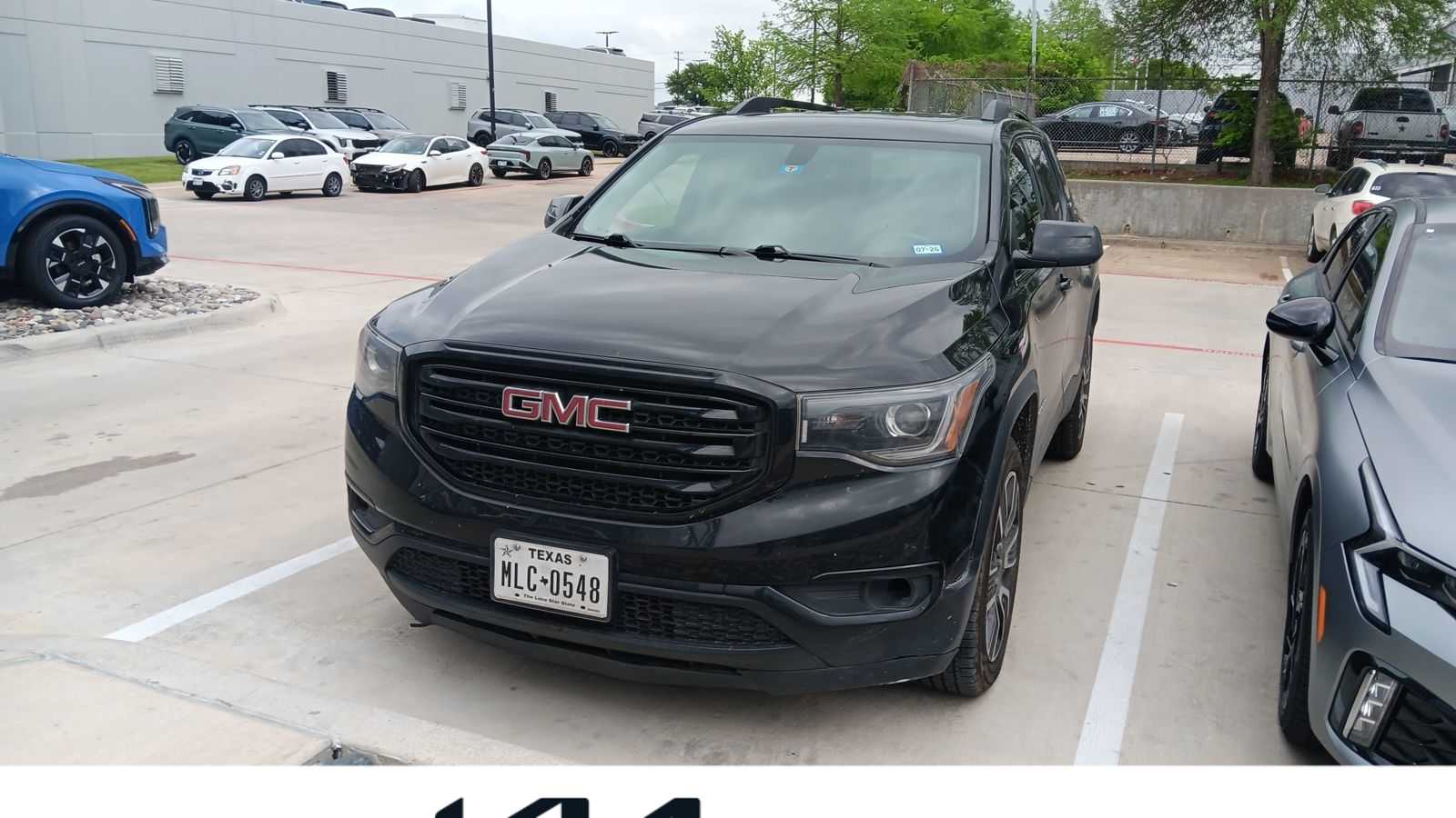 Thumbnail: 2019 GMC Acadia - 1