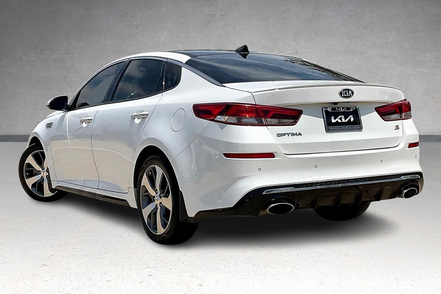 2019 Kia Optima S 4