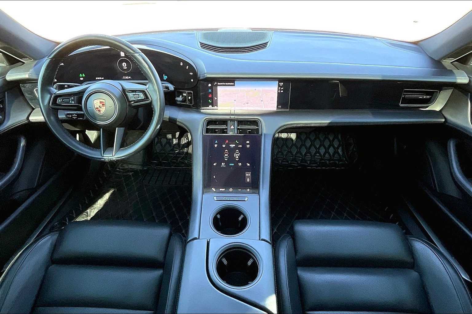 Thumbnail: 2020 Porsche Taycan - 9