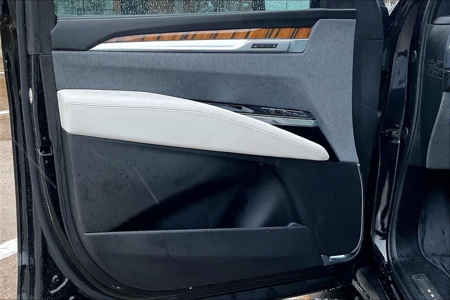 Thumbnail: 2025 Cadillac Escalade - 27