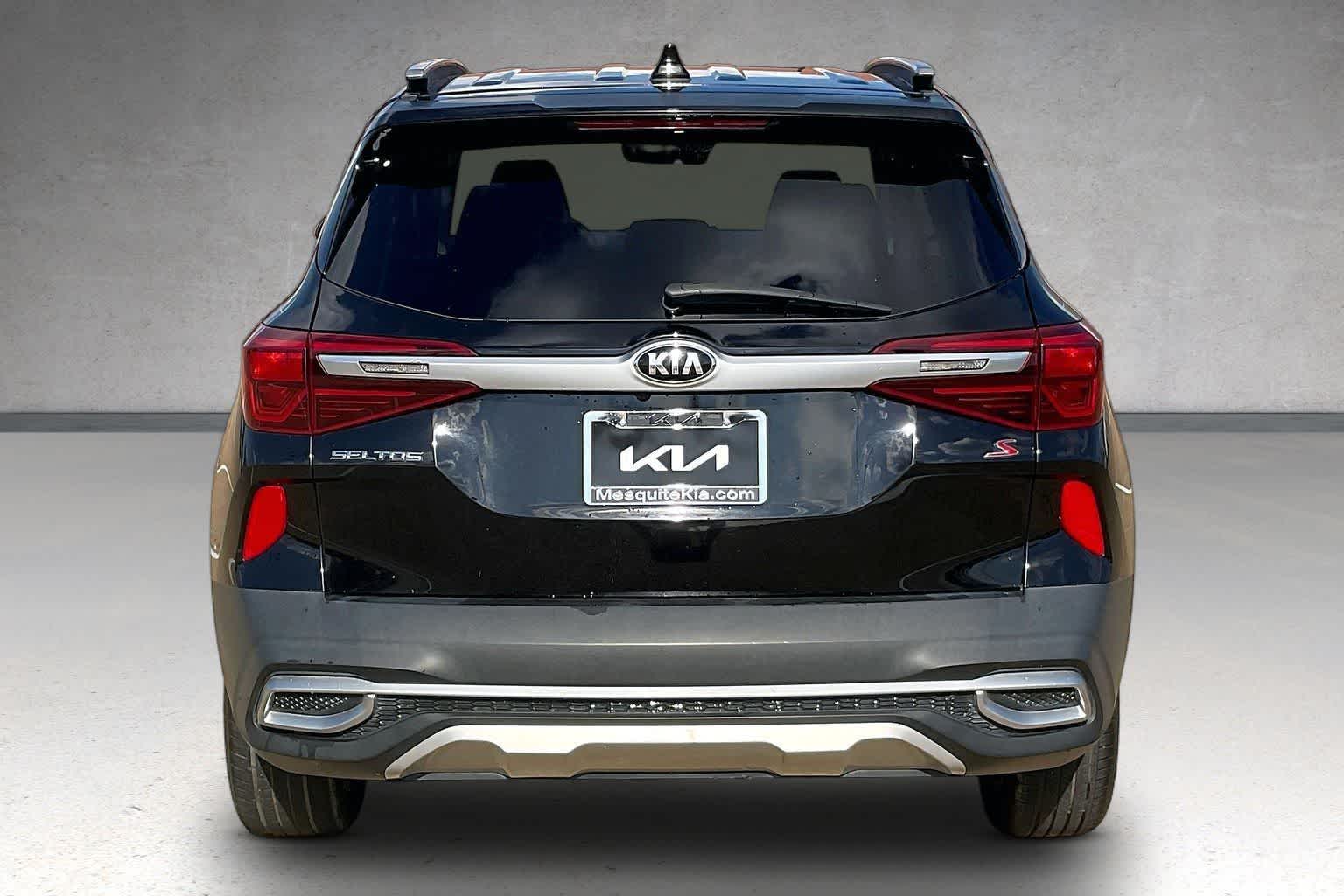 Thumbnail: 2021 Kia Seltos - 4