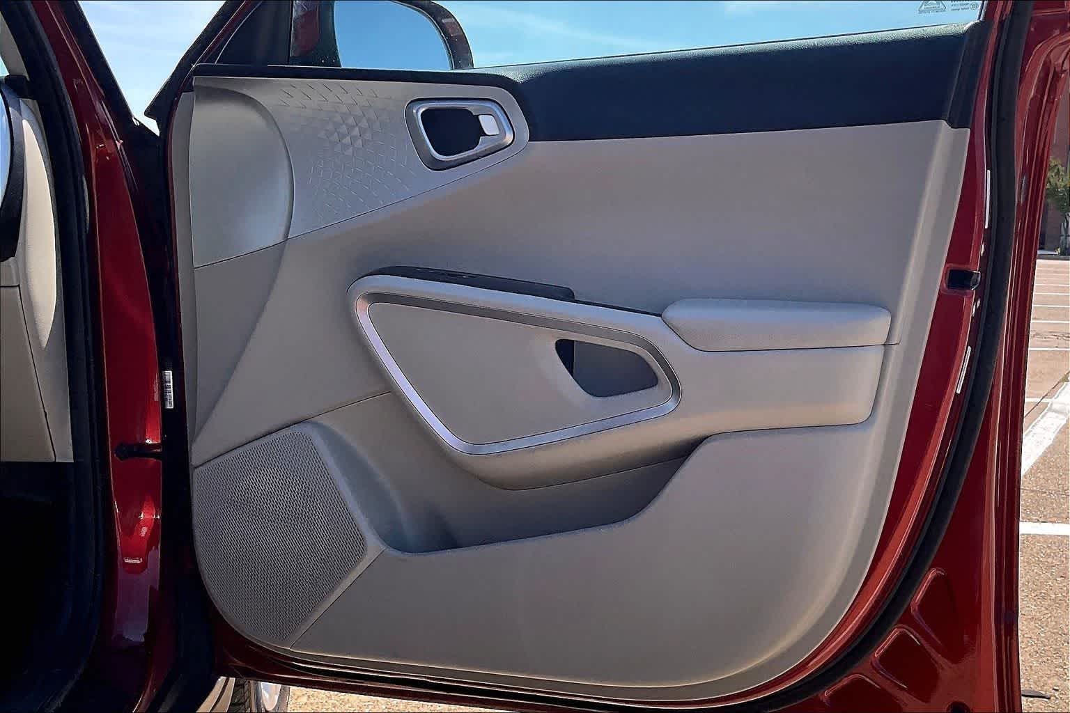 Thumbnail: 2020 Kia Soul - 27
