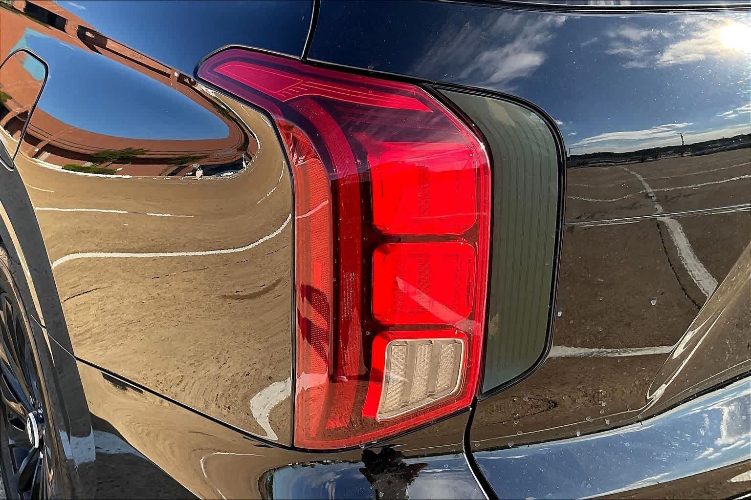 Thumbnail: 2025 Hyundai Palisade - 32