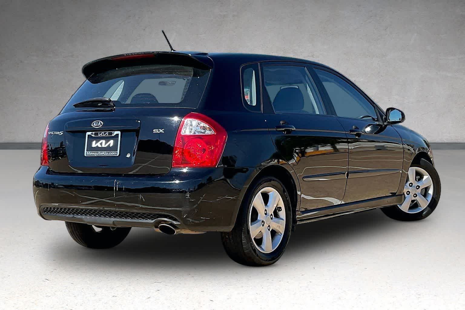 Thumbnail: 2008 Kia Spectra5 - 21