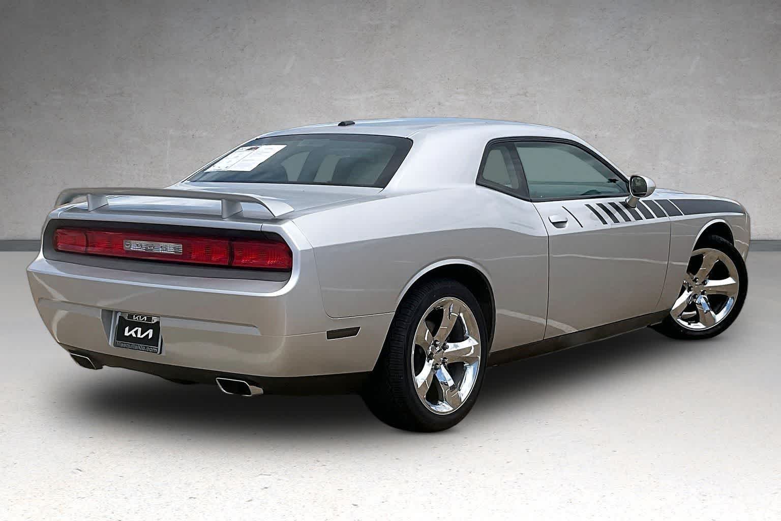 Thumbnail: 2012 Dodge Challenger - 20