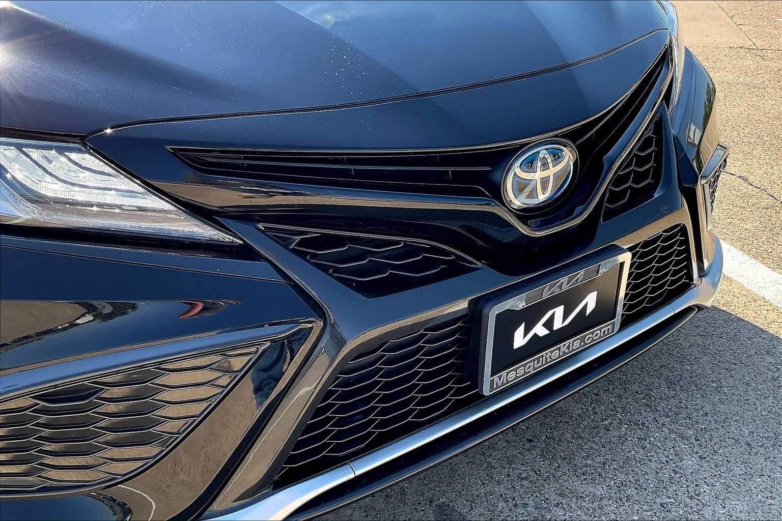 Thumbnail: 2023 Toyota Camry - 32