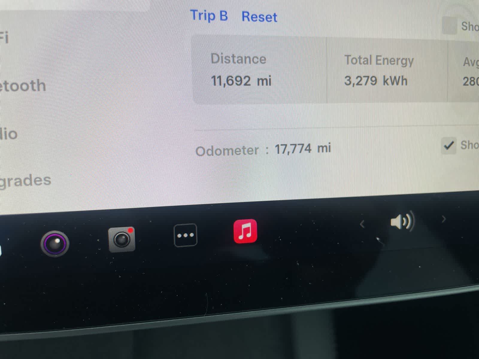 Thumbnail: 2023 Tesla Model Y - 8