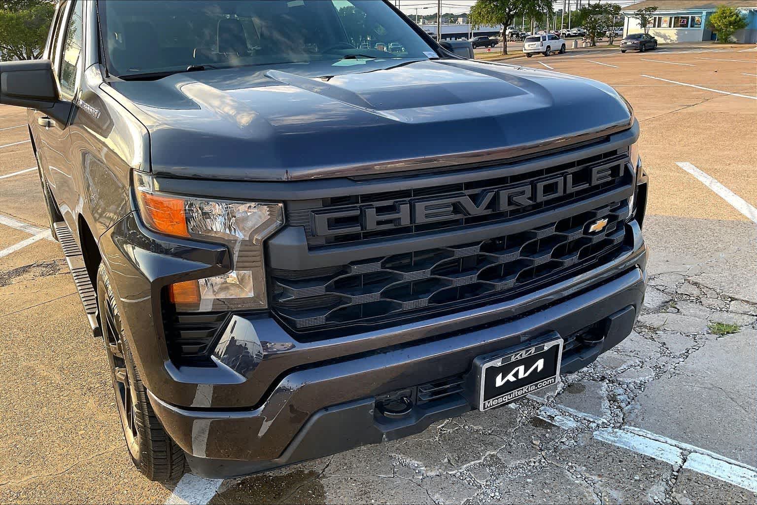 Thumbnail: 2022 Chevrolet Silverado 1500 - 32