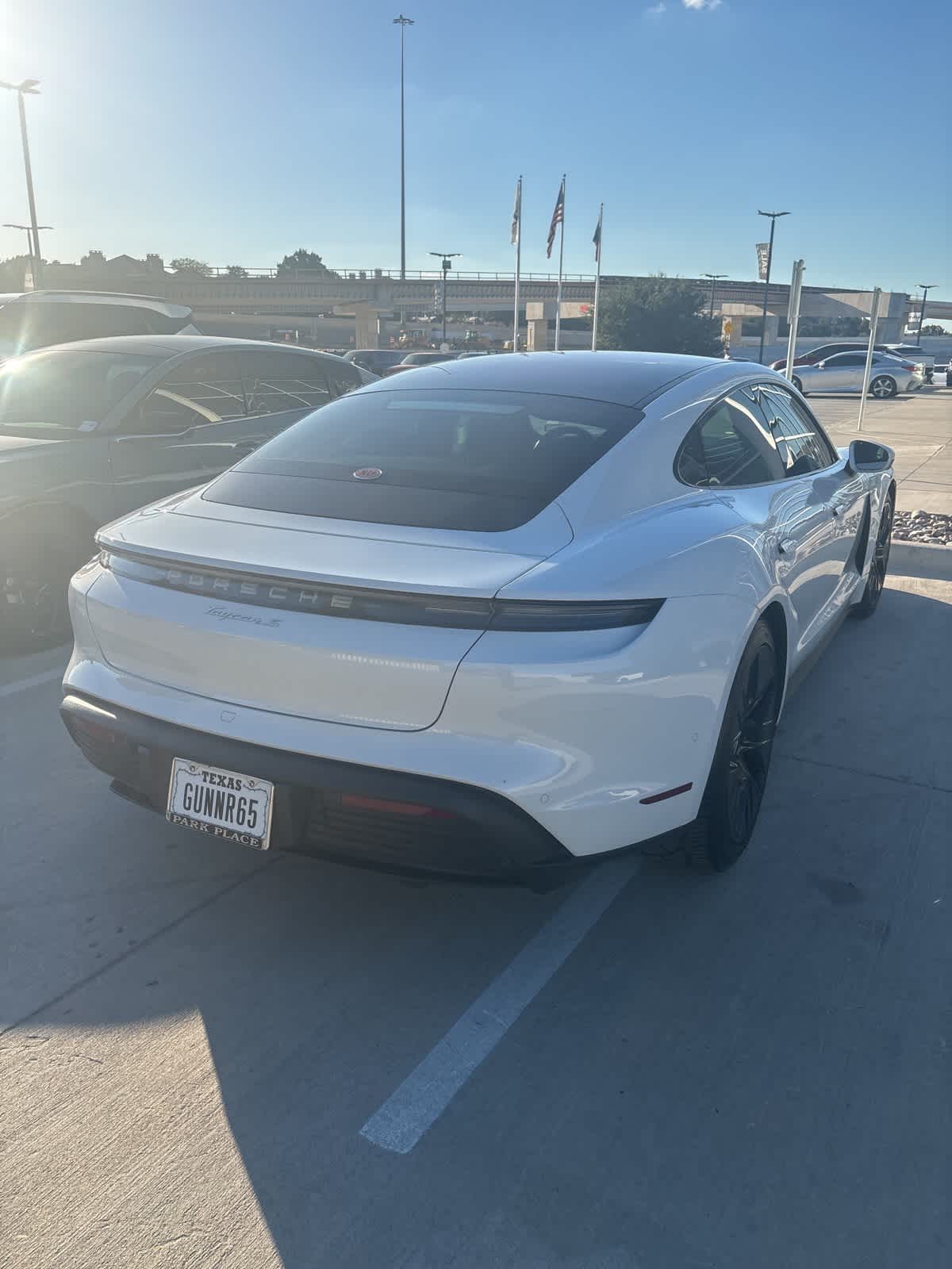 2020 Porsche Taycan 4S photo 3