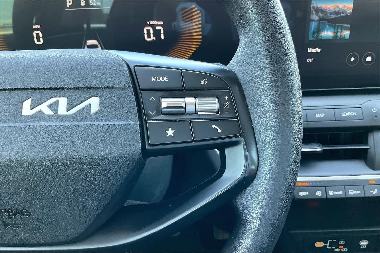 Thumbnail: 2025 Kia K4 - 24