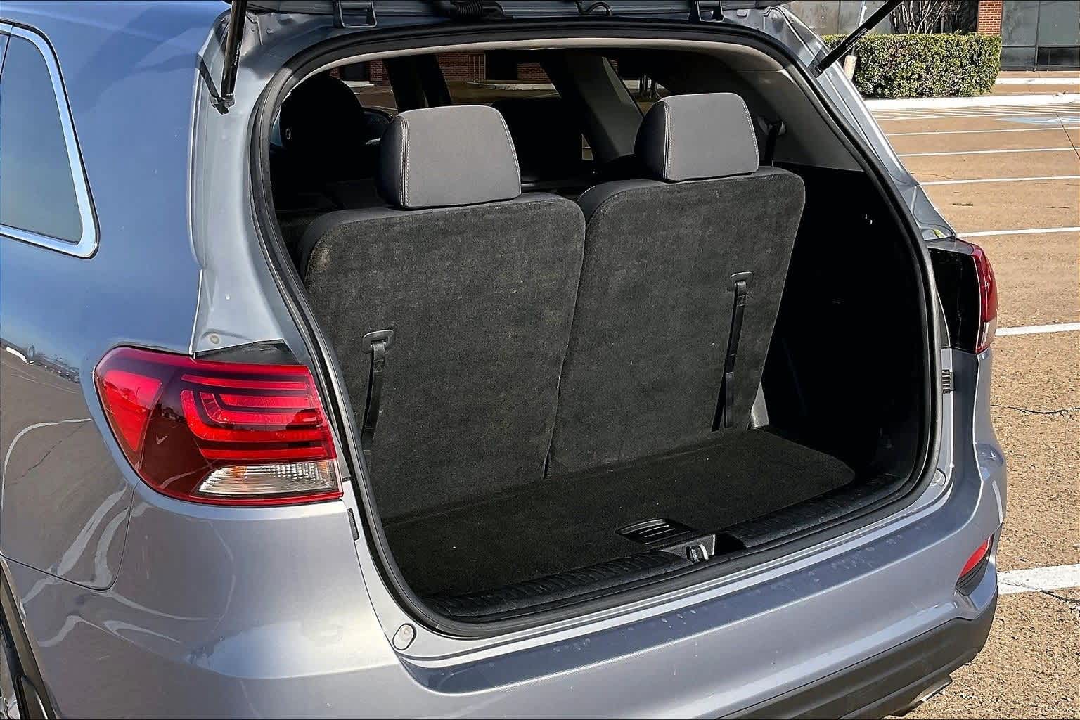 Thumbnail: 2020 Kia Sorento - 18