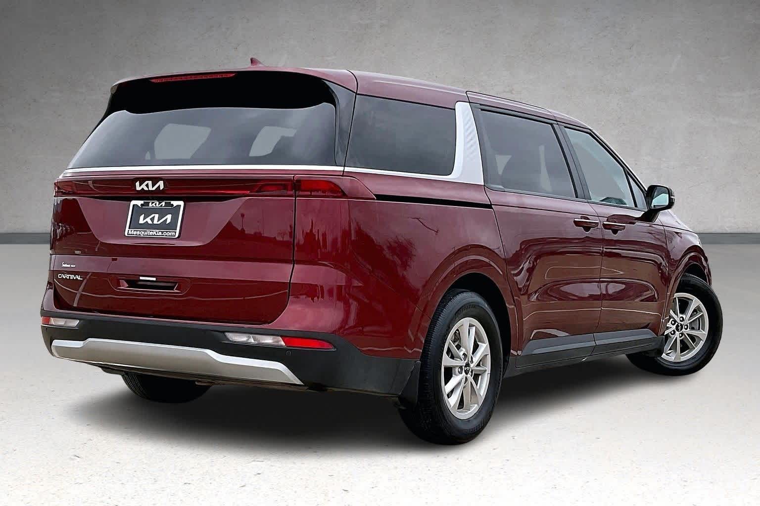 Thumbnail: 2024 Kia Carnival - 21