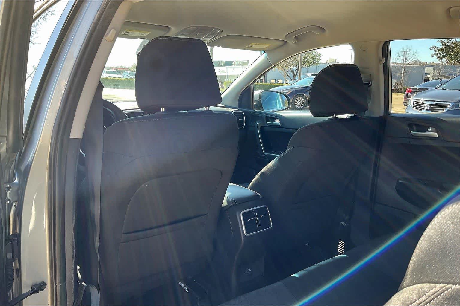 Thumbnail: 2021 Kia Sportage - 12