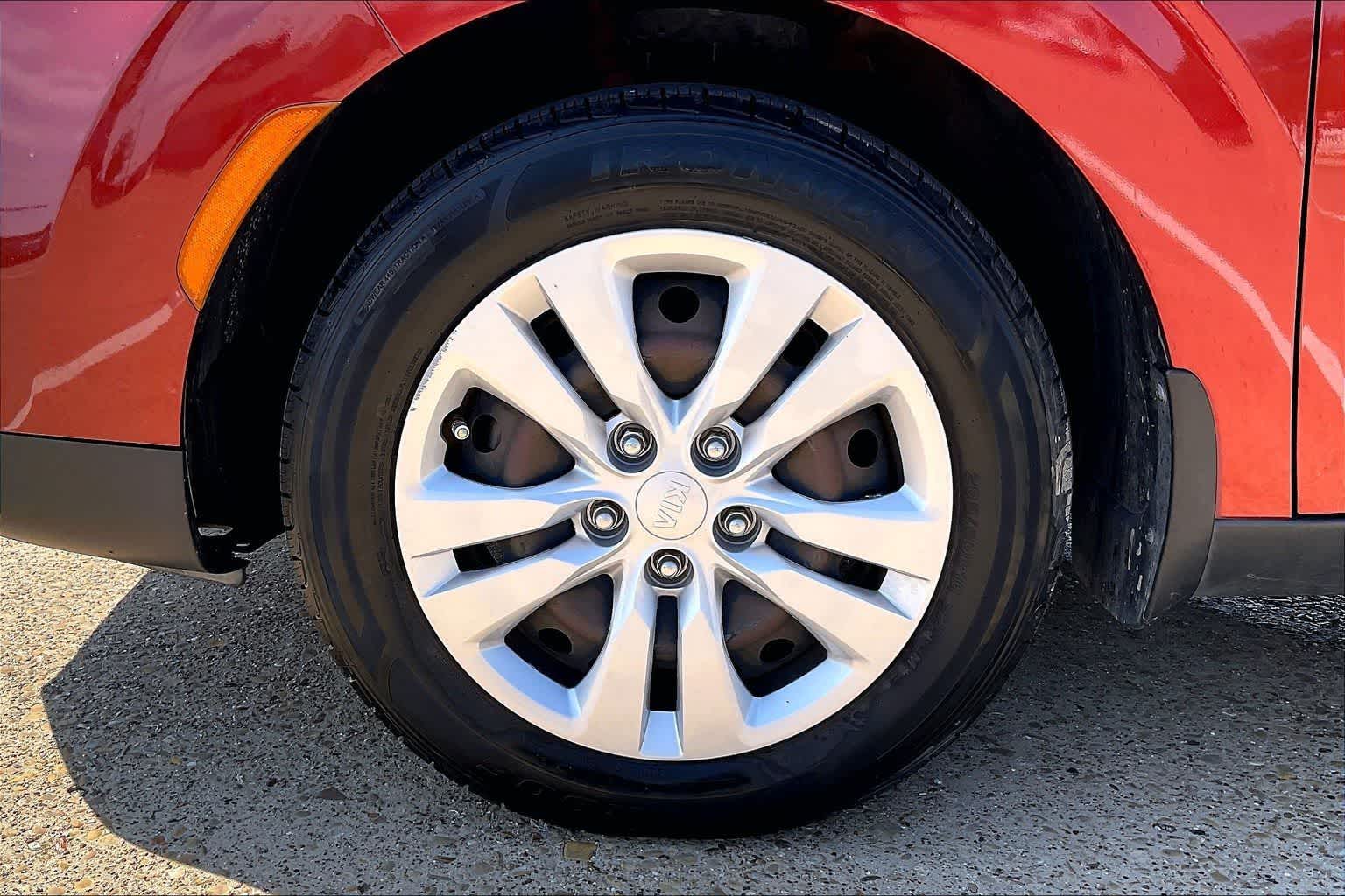 Thumbnail: 2020 Kia Soul - 7