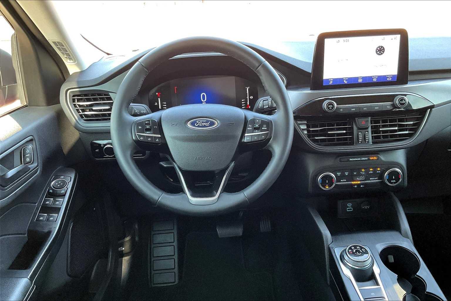 Thumbnail: 2023 Ford Escape - 14