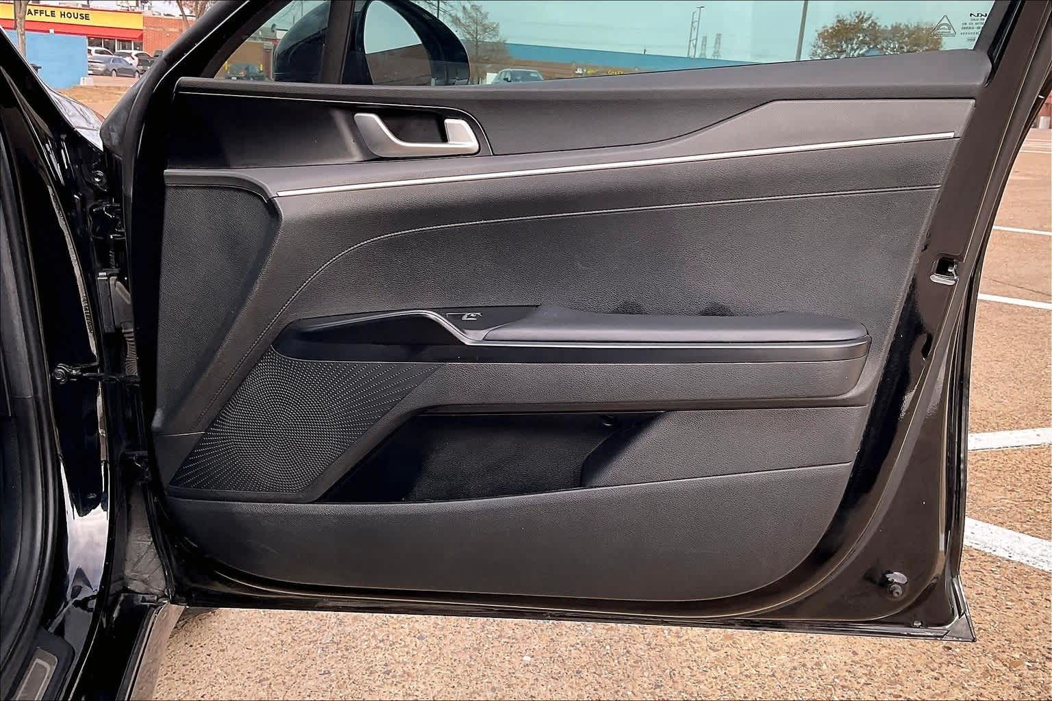 Thumbnail: 2022 Kia K5 - 28