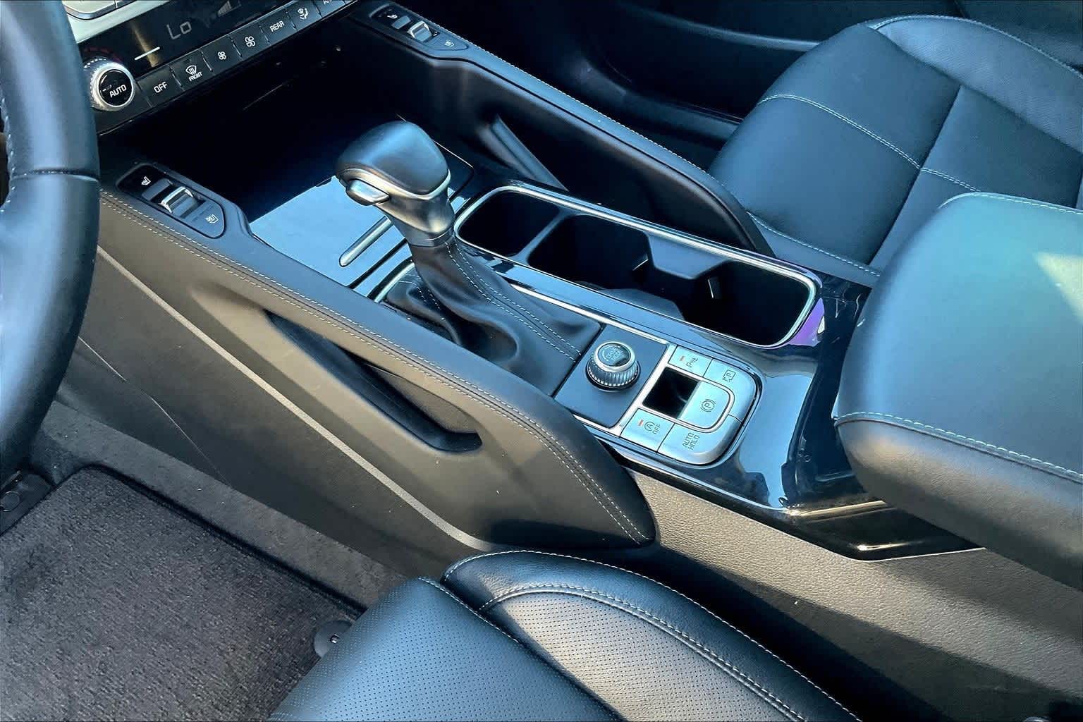 Thumbnail: 2024 Kia Telluride - 15