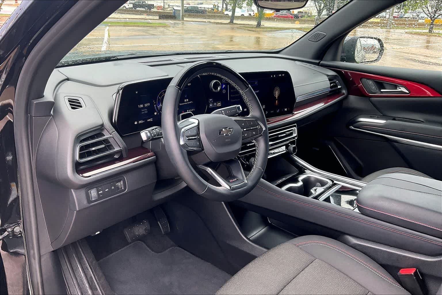 Thumbnail: 2024 Chevrolet Traverse - 2