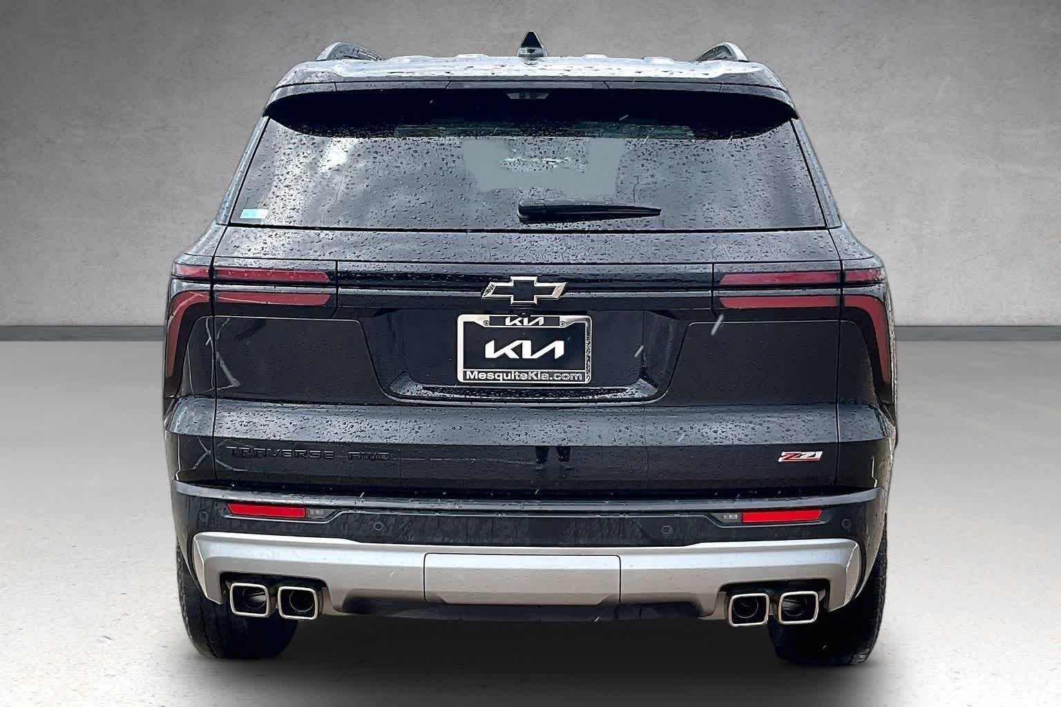 Thumbnail: 2024 Chevrolet Traverse - 5