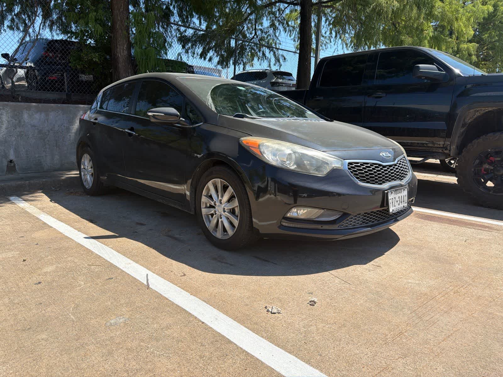 Used 2014 Kia Forte5 EX with VIN KNAFX5A86E5232567 for sale in Mesquite, TX