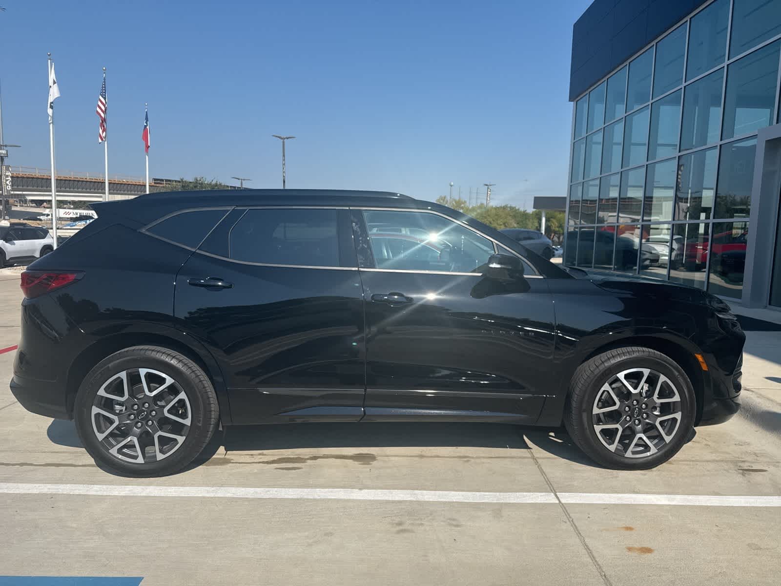 Thumbnail: 2025 Chevrolet Blazer - 4