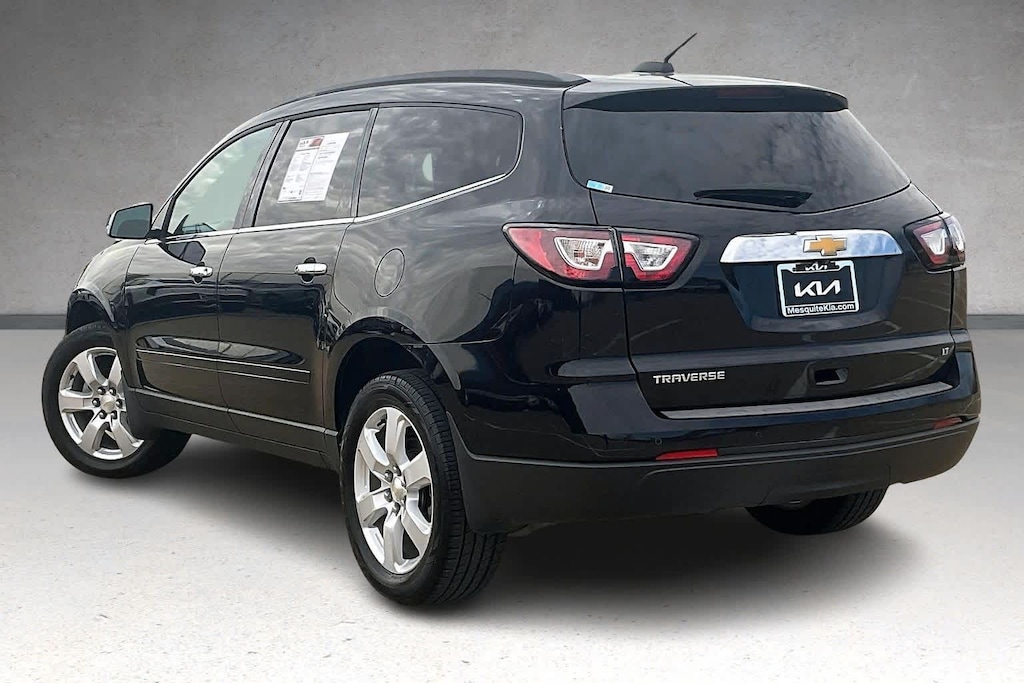 Used 2017 Chevrolet Traverse LT w/1LT SUV