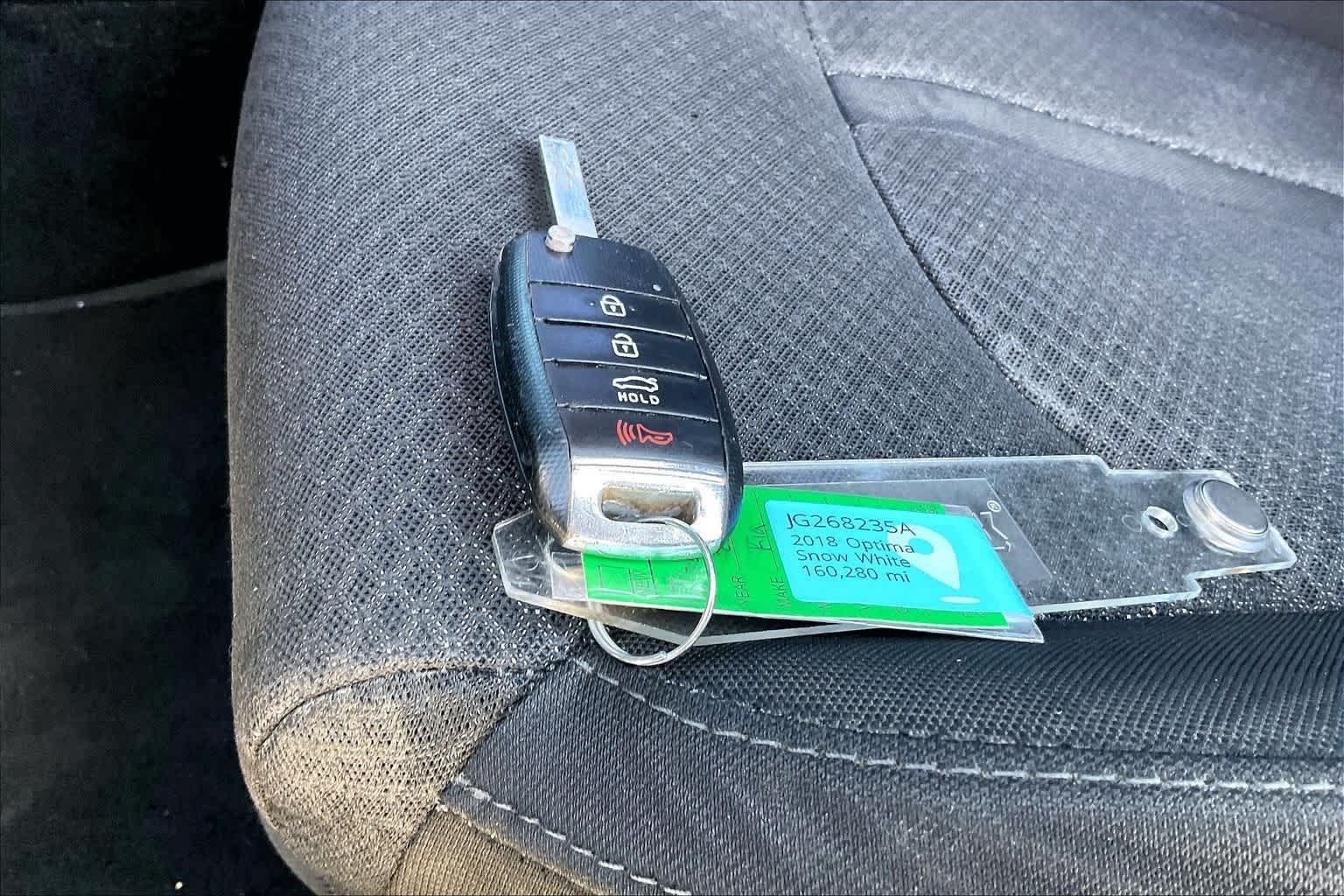 Thumbnail: 2018 Kia Optima - 18