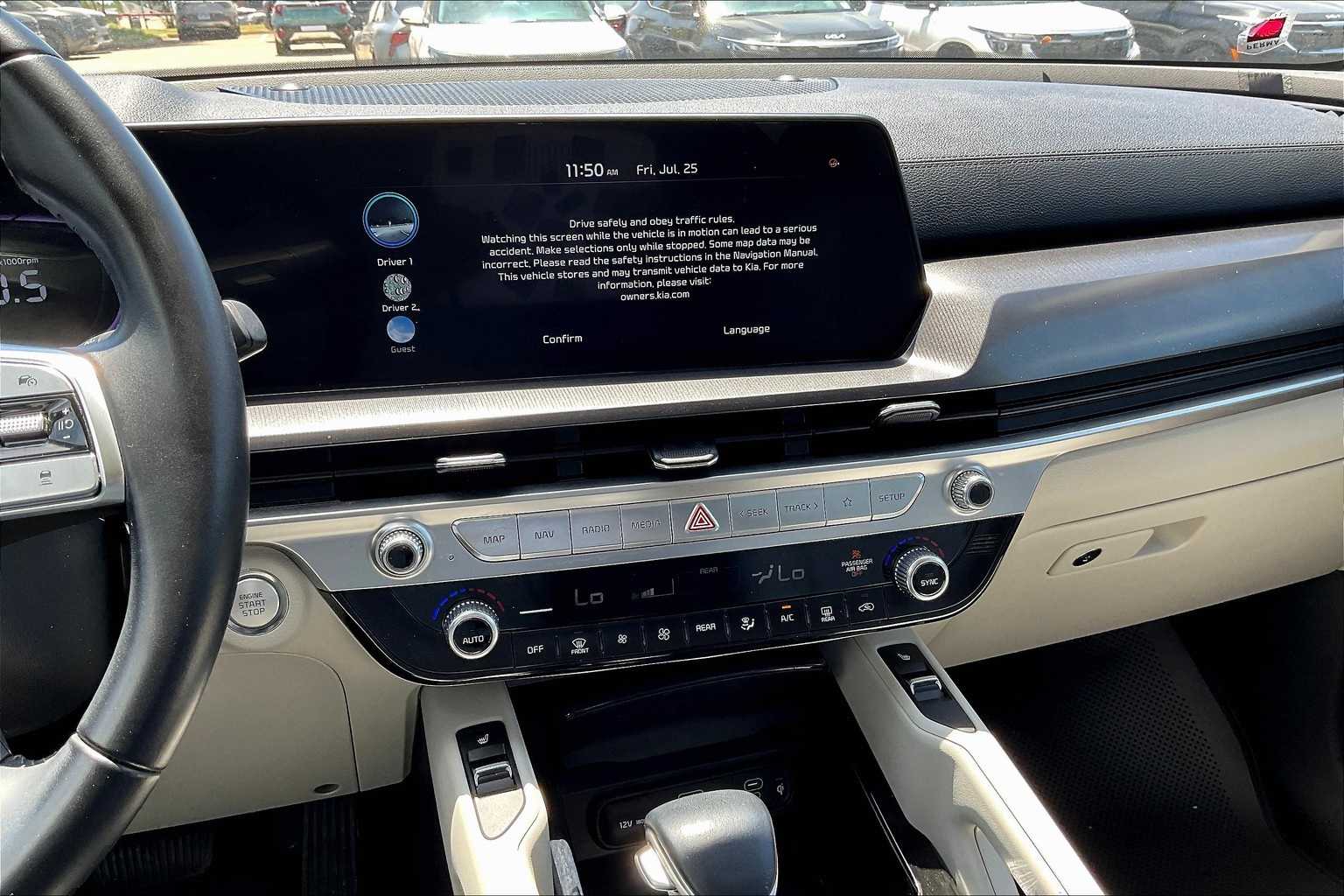 Thumbnail: 2024 Kia Telluride - 14