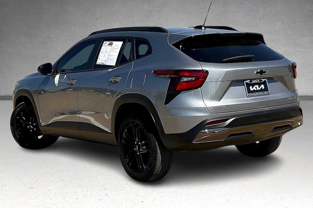 Used 2025 Chevrolet Trax ACTIV SUV