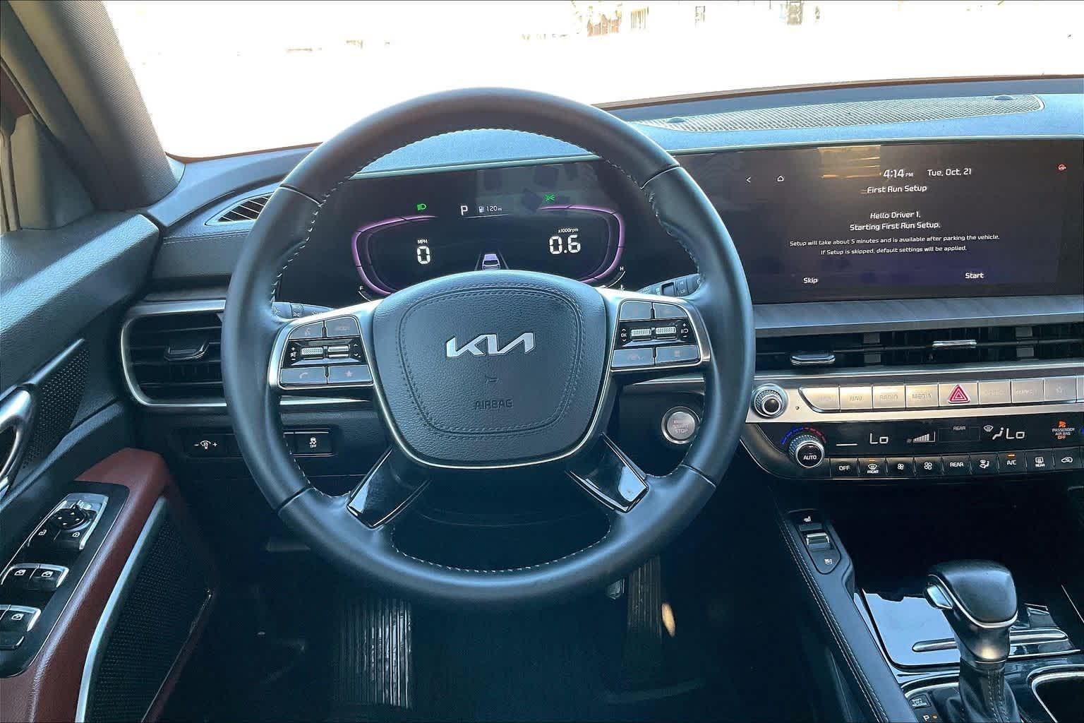 Thumbnail: 2023 Kia Telluride - 13