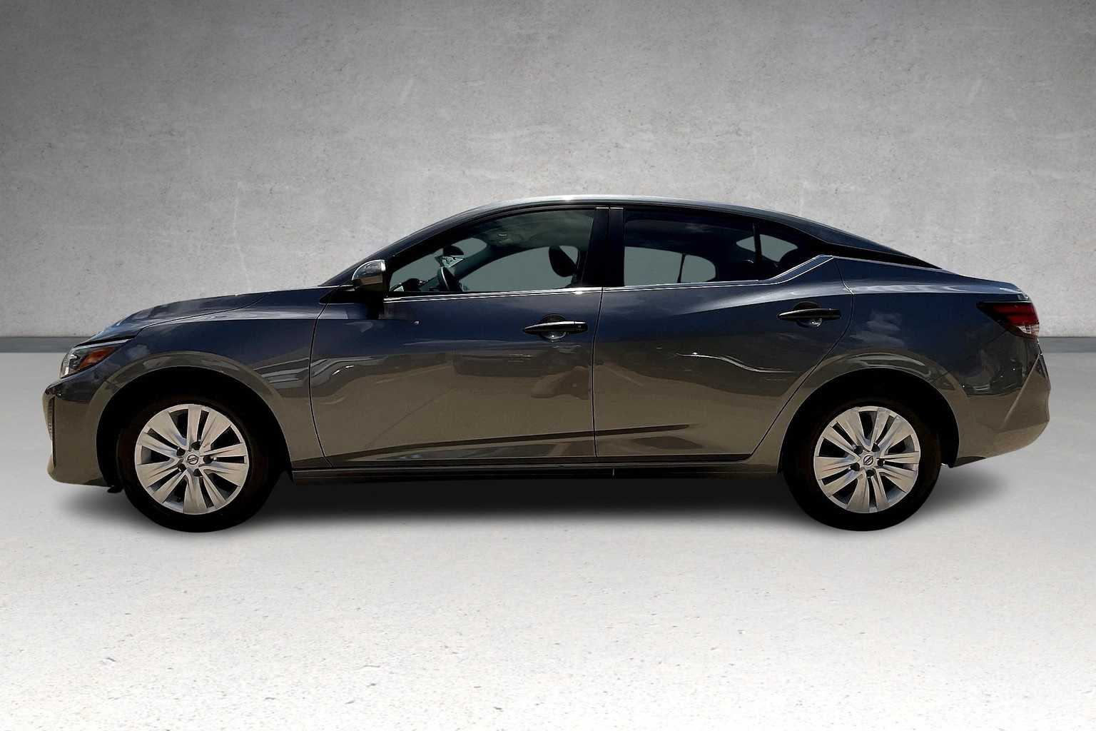 Thumbnail: 2024 Nissan Sentra - 3