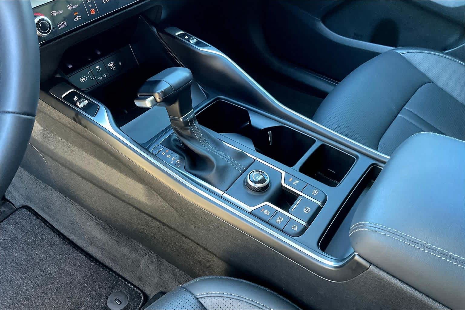 Thumbnail: 2025 Kia Sorento - 15