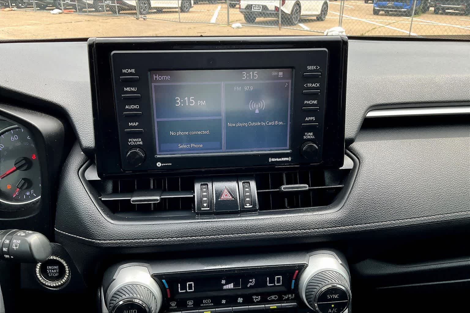 Thumbnail: 2020 Toyota RAV4 - 15