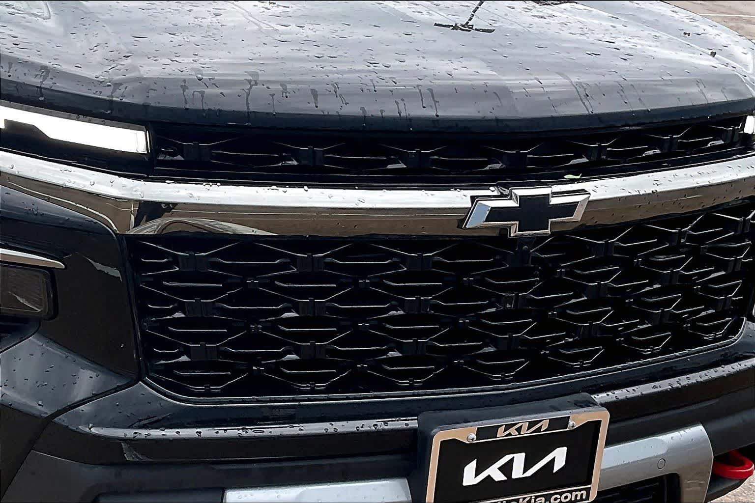 Thumbnail: 2024 Chevrolet Traverse - 32