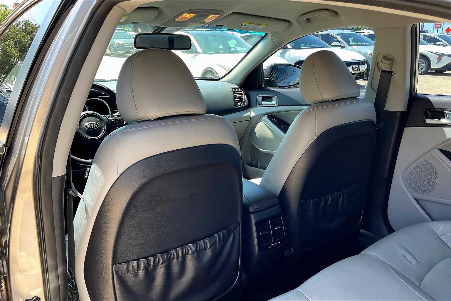 Thumbnail: 2015 Kia Optima - 12